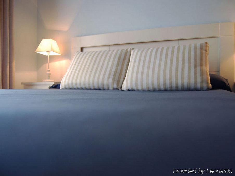 Alexandra Aparthotel Benstarhotelgroup تاراغونا الغرفة الصورة