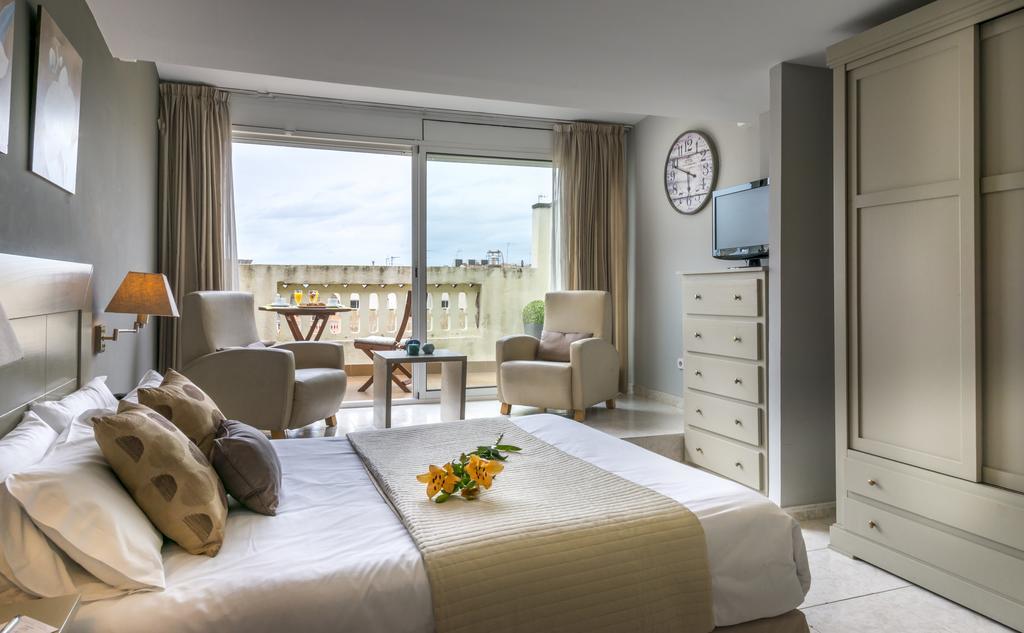 Alexandra Aparthotel Benstarhotelgroup تاراغونا الغرفة الصورة